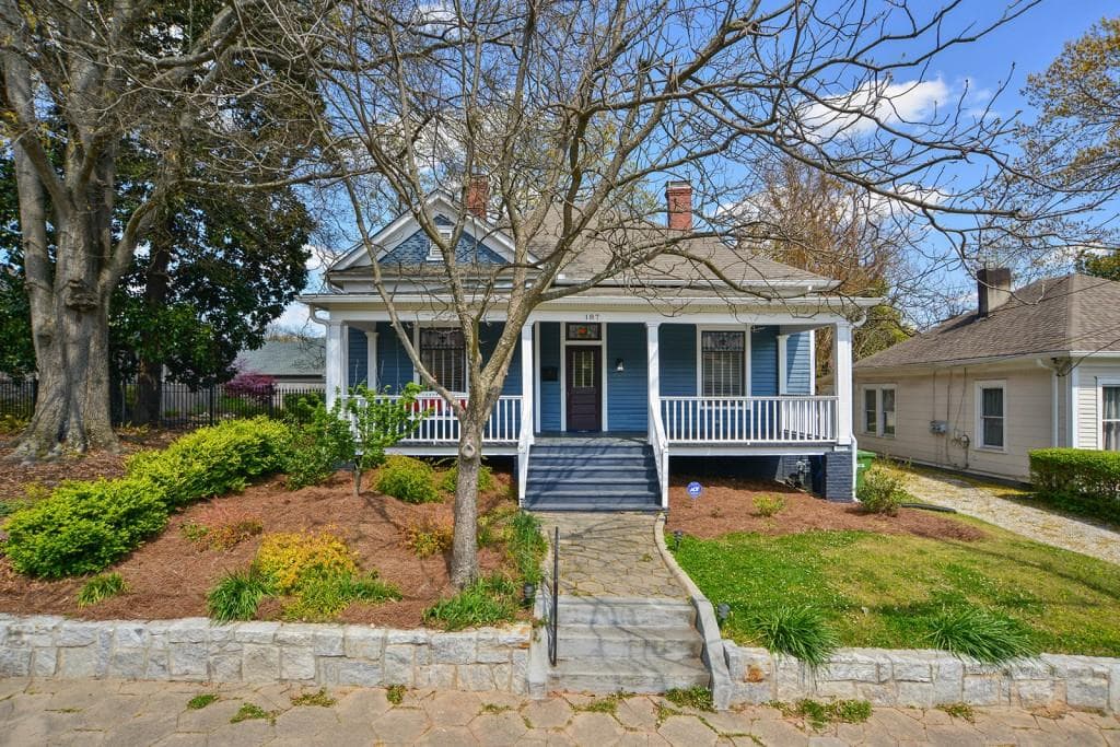 3 bedroom, 3 bathroom, 2,276 sq ft single family residence sold at 187 Degress Avenue, Atlanta, GA 30307