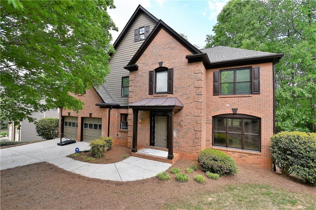 5 bedroom, 4 bathroom, 4,322 sq ft single family residence sold at 270 Tumbling Creek Drive, Alpharetta, GA 30005