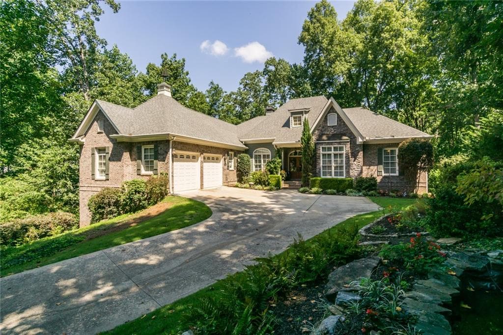 5 bedroom, 4 bathroom, 4,200 sq ft single family residence sold at 7640 Harbour Walk, Cumming, GA 30041