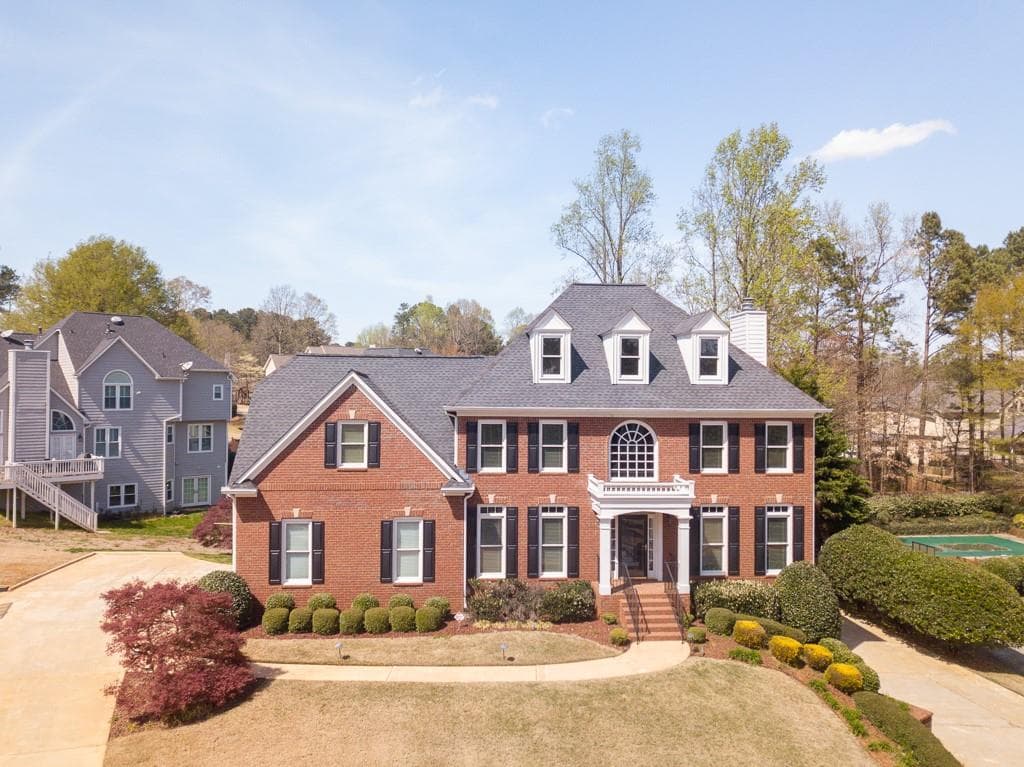 4 bedroom, 4 bathroom, 4,300 sq ft single family residence sold at 289 Hidden Wood Court, Lawrenceville, GA 30043