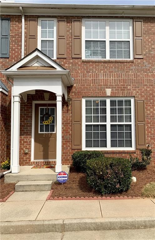 2 bedroom, 3 bathroom, 1,240 sq ft townhouse sold at 278 Paden Cove Trail, Lawrenceville, GA 30044