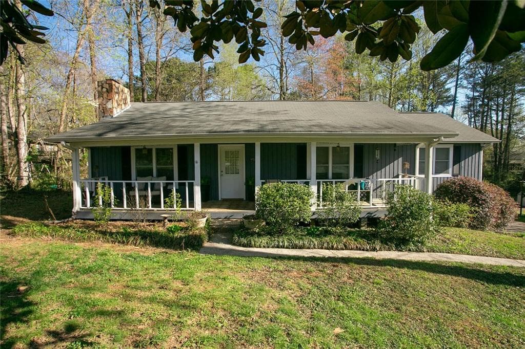 3 bedroom, 2 bathroom, 1,456 sq ft single family residence sold at 139 Heck Road, Kennesaw, GA 30144