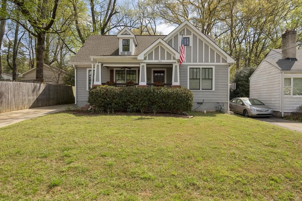 3 bedroom, 3 bathroom, 1,695 sq ft single family residence sold at 764 Stokeswood Avenue SE Avenue, Atlanta, GA 30316