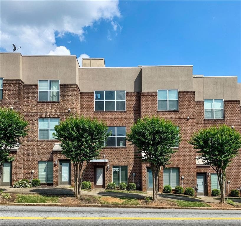 2 bedroom, 3 bathroom, 1,270 sq ft condominium sold at 238 Walker Street 15, Atlanta, GA 30313