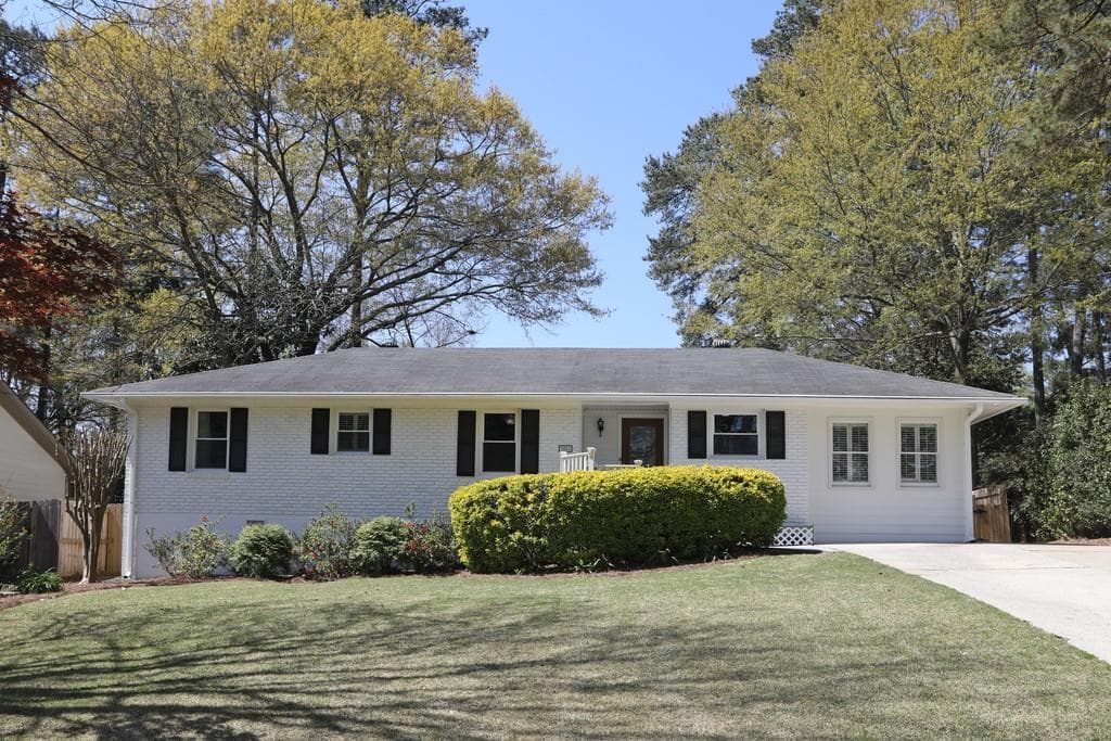 3 bedroom, 3 bathroom, 1,480 sq ft single family residence sold at 1903 Fairway Circle, Brookhaven, GA 30319
