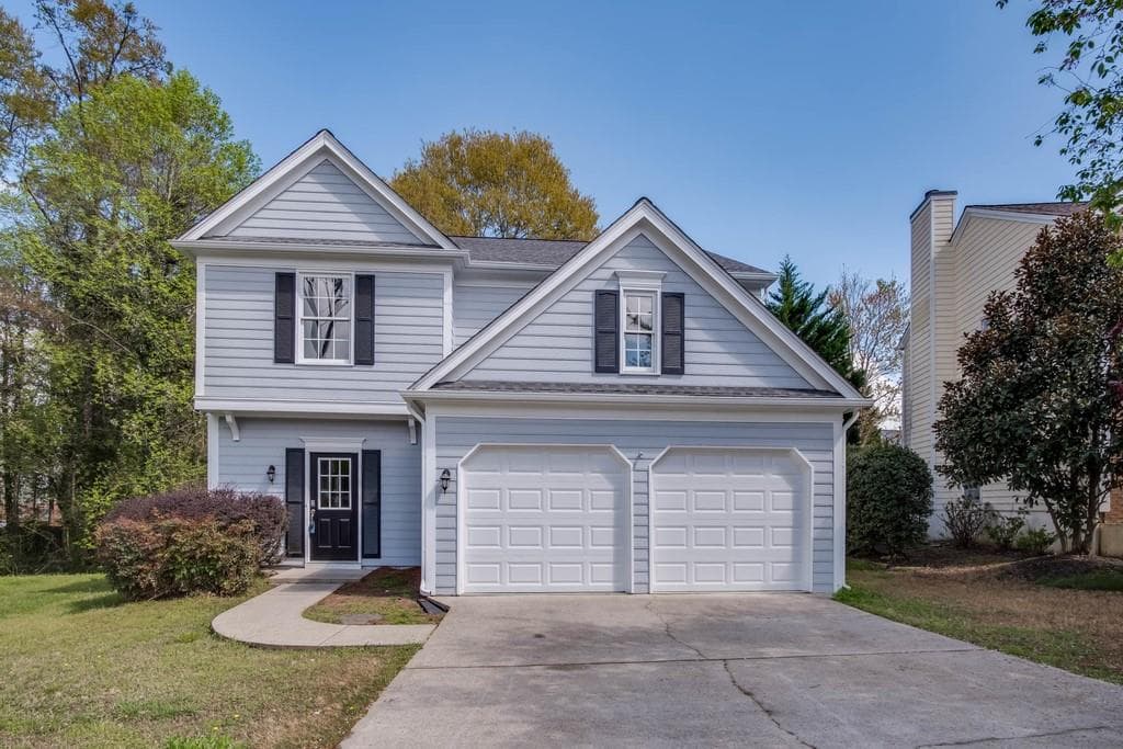 3 bedroom, 3 bathroom, 1,940 sq ft single family residence sold at 165 Farnworth Lane, Roswell, GA 30075