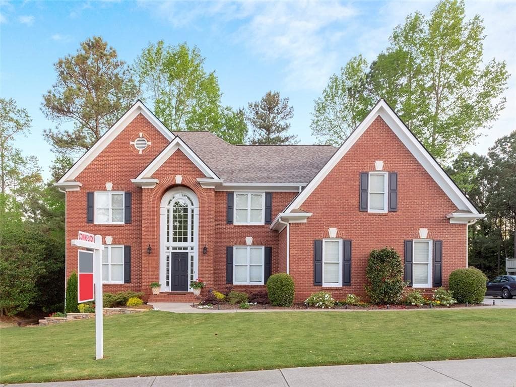 5 bedroom, 5 bathroom, 3,778 sq ft single family residence sold at 2010 Brooke Forest Court, Alpharetta, GA 30022