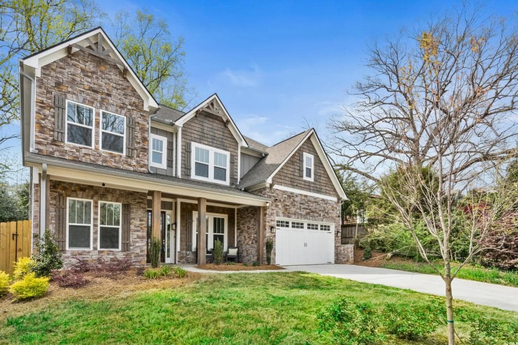 5 bedroom, 3 bathroom, 3,505 sq ft single family residence sold at 2824 Georgian Drive, Brookhaven, GA 30341