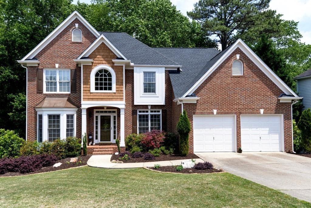 5 bedroom, 5 bathroom, 3,213 sq ft single family residence sold at 440 Lahontan Pass, Johns Creek, GA 30024