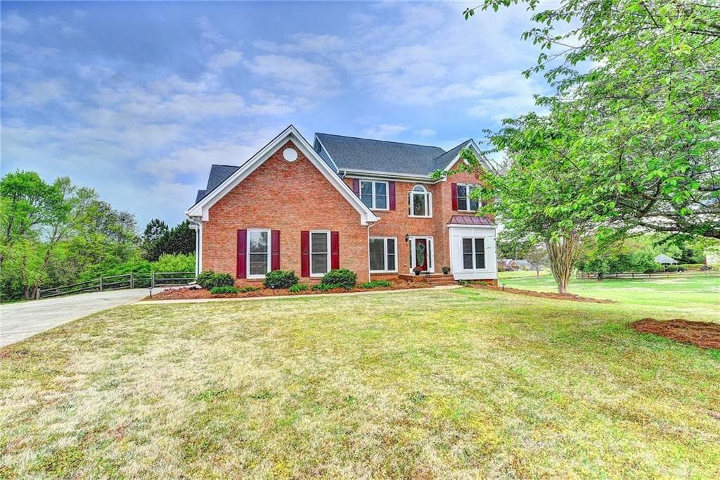 5 bedroom, 4 bathroom, 2,346 sq ft single family residence sold at 1932 Cotton Lane, Loganville, GA 30052