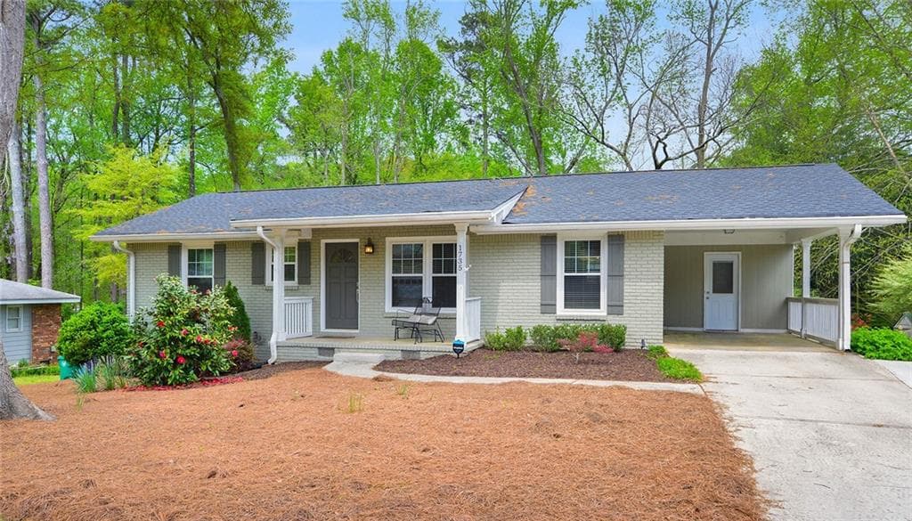 1735 Hudson Woods Trail, Decatur, GA 30033 — most recent listing photo