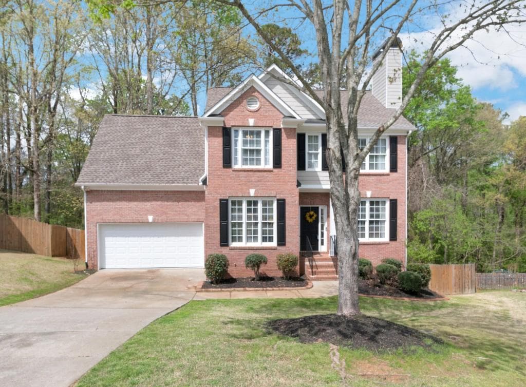 5 bedroom, 4 bathroom, 2,957 sq ft single family residence sold at 6000 Hampton Bluff Way, Roswell, GA 30075