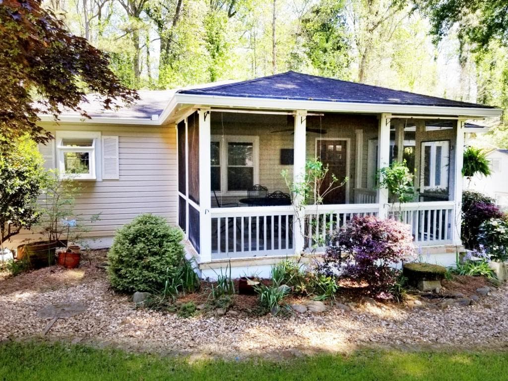 1721 Belle Isle Circle, Atlanta, GA 30329 — most recent listing photo