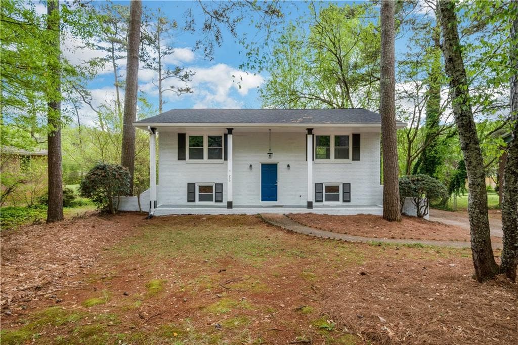 250 Forest Glen Circle, Avondale Estates, GA 30002 — most recent listing photo