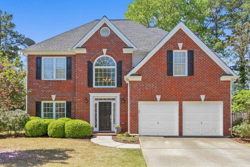 4 bedroom, 3 bathroom, 2,409 sq ft single family residence sold at 6090 Hampton Bluff Way, Roswell, GA 30075