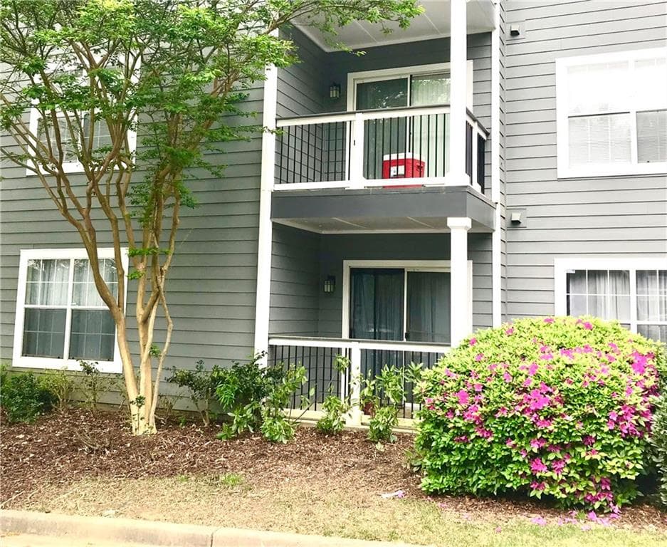7103 Santa Fe Parkway, Sandy Springs, GA 30350 — most recent listing photo