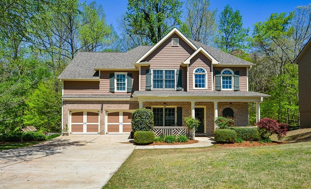 3 bedroom, 3 bathroom, 1,786 sq ft single family residence sold at 178 Mountain Vista Boulevard, Canton, GA 30115