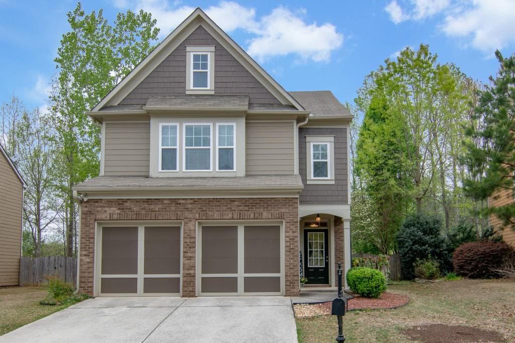 3 bedroom, 3 bathroom, 1,960 sq ft single family residence sold at 5730 Crestwick Way, Cumming, GA 30040