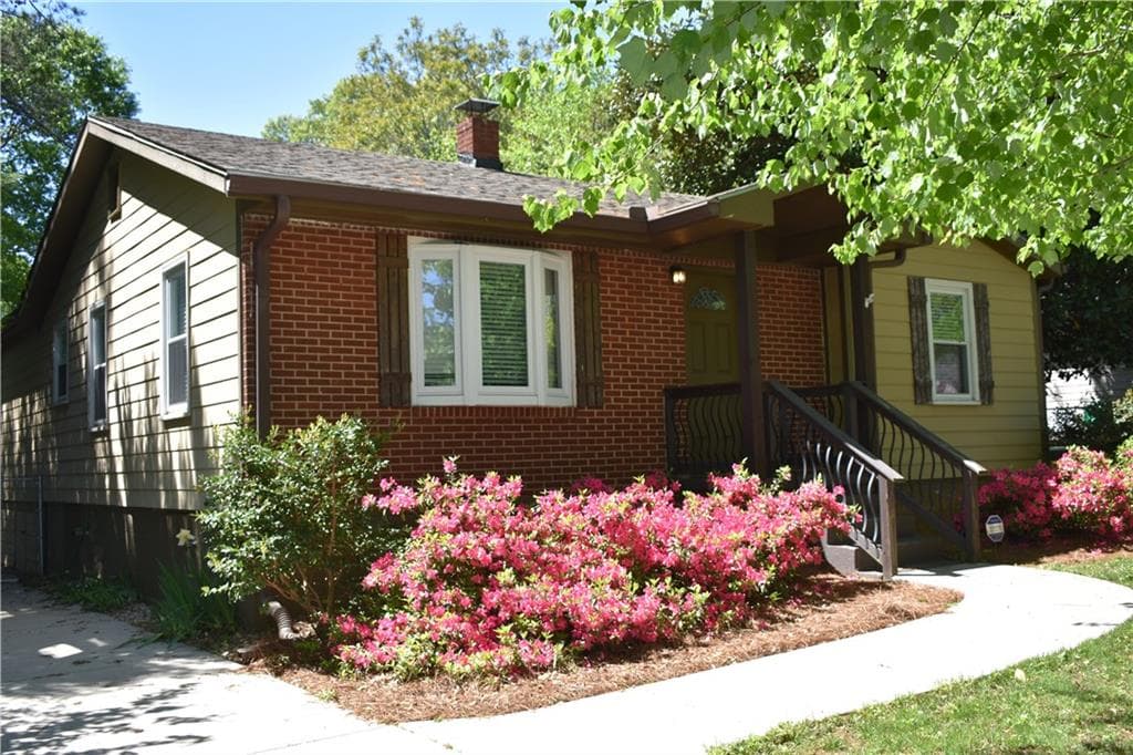 980 Pinedale Drive, Smyrna, GA 30080 — most recent listing photo