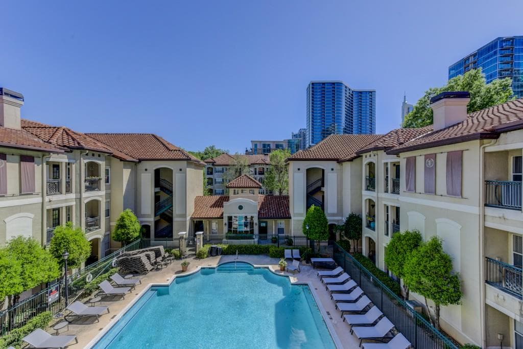 2 bedroom, 2 bathroom, 1,134 sq ft condominium sold at 955 Juniper Street 2312, Atlanta, GA 30309