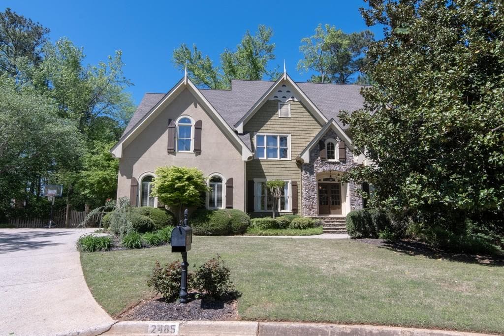 5 bedroom, 5 bathroom, 5,019 sq ft single family residence sold at 2485 Hamptons Passage, Alpharetta, GA 30005