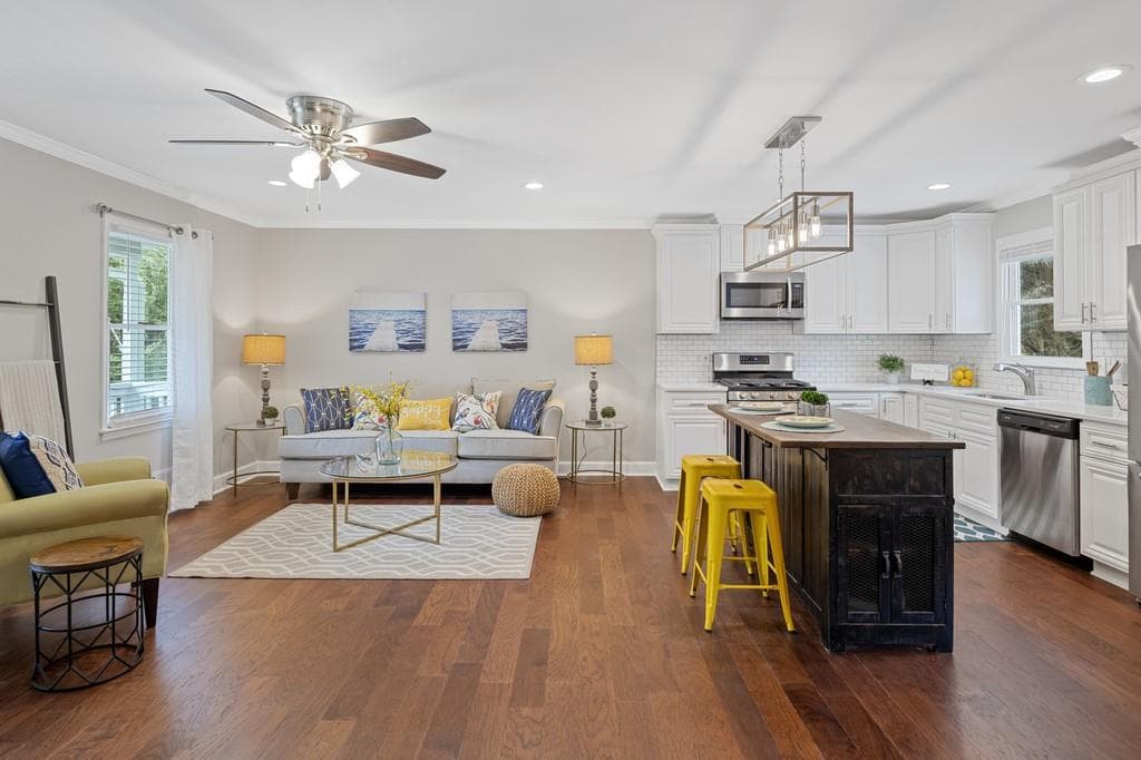 3 bedroom, 2 bathroom single family residence sold at 1869 Toonigh Road, Canton, GA 30115