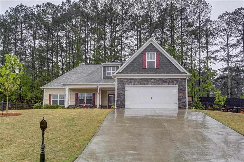 4 bedroom, 2 bathroom, 2,080 sq ft single family residence sold at 123 Azalea Lakes Court, Dallas, GA 30157