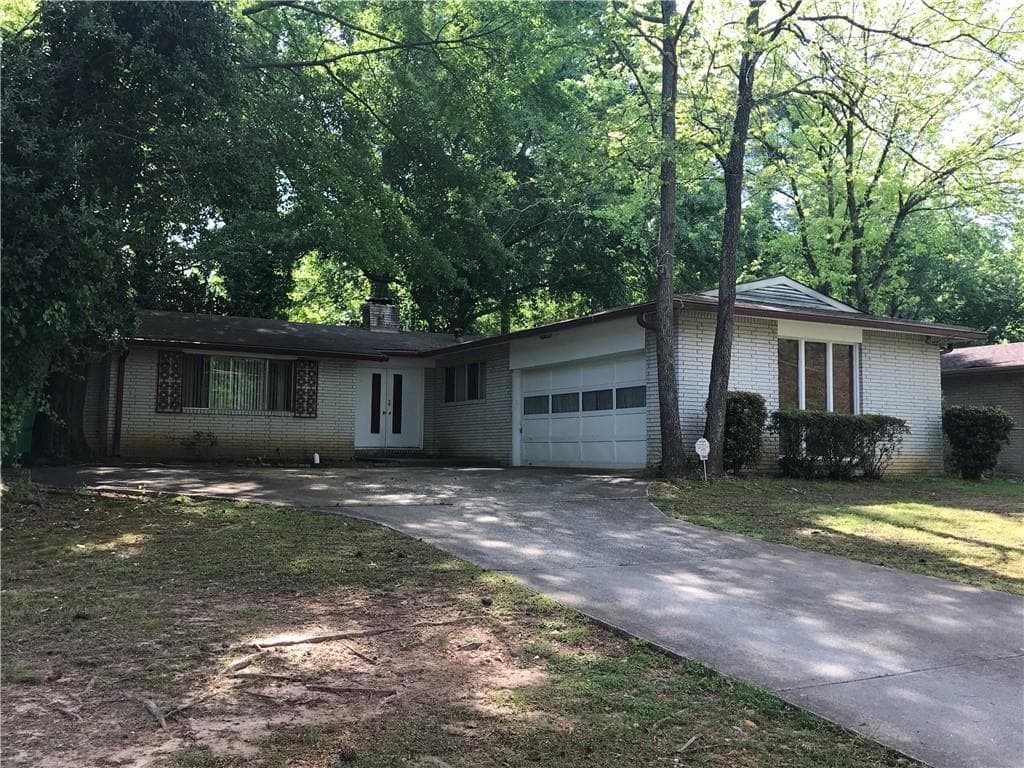 3 bedroom, 2 bathroom, 1,769 sq ft single family residence sold at 2040 Cherrybrook Drive, Decatur, GA 30032