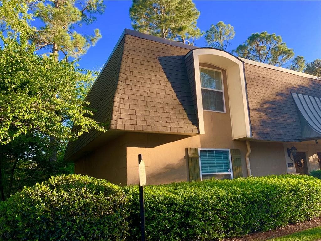 3 bedroom, 4 bathroom, 1,953 sq ft condominium sold at 4430 Tilly Mill Road 1401, Atlanta, GA 30360