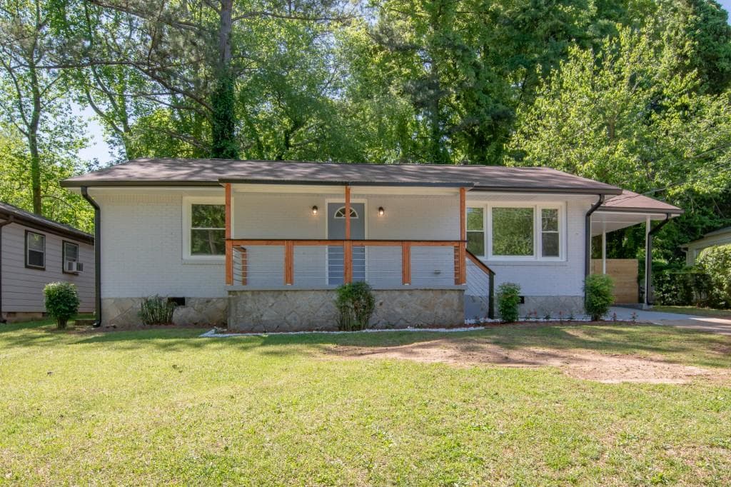 2 bedroom, 1 bathroom, 975 sq ft single family residence sold at 1919 Meadow Lane, Decatur, GA 30032