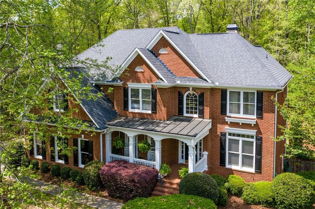 6 bedroom, 5 bathroom, 4,929 sq ft single family residence sold at 86 Grand Avenue, Suwanee, GA 30024
