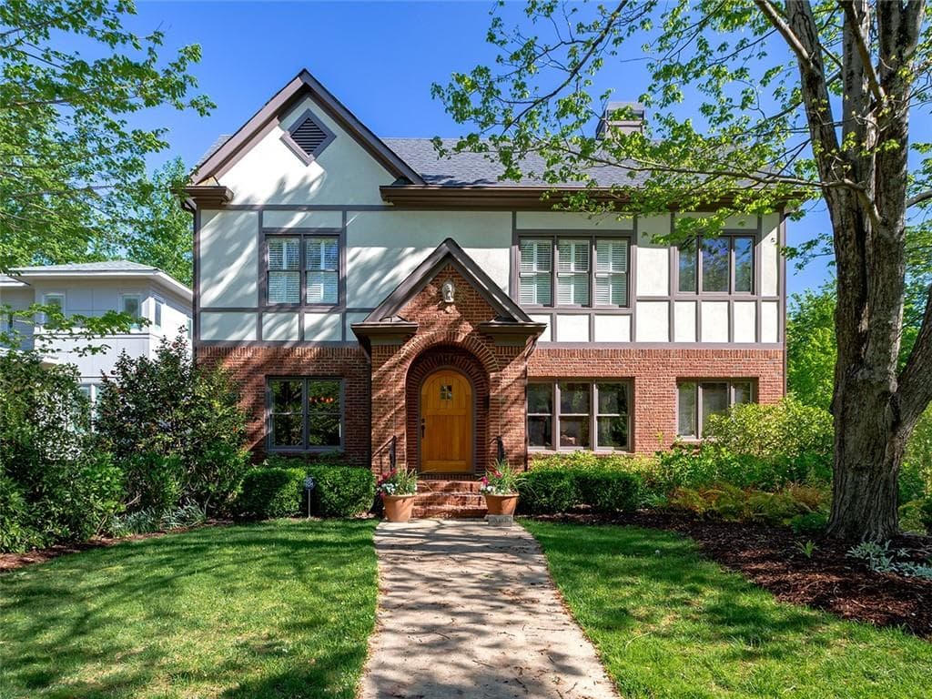 4 bedroom, 3 bathroom, 3,781 sq ft single family residence sold at 808 Crestridge Drive, Atlanta, GA 30306