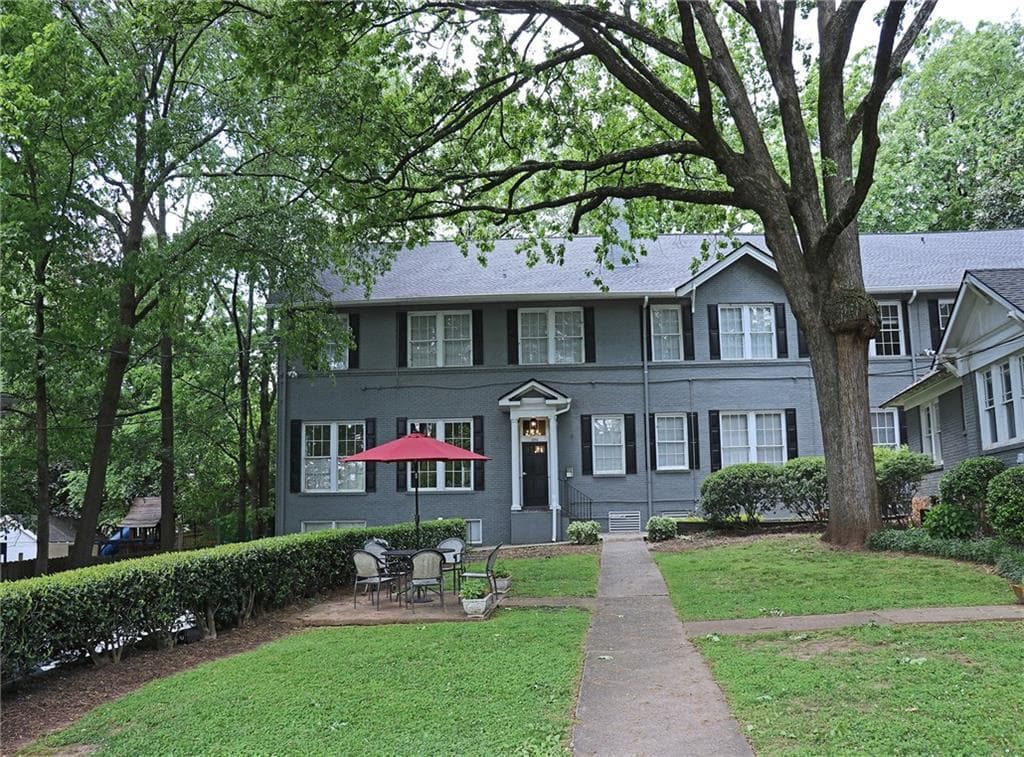 1 bedroom, 1 bathroom, 600 sq ft condominium sold at 1350 N Morningside Drive 15, Atlanta, GA 30306