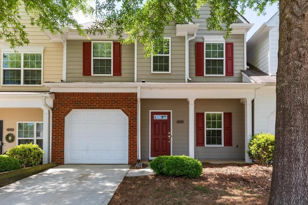 2426 SUWANEE POINTE Drive, Lawrenceville, GA 30043 — most recent listing photo