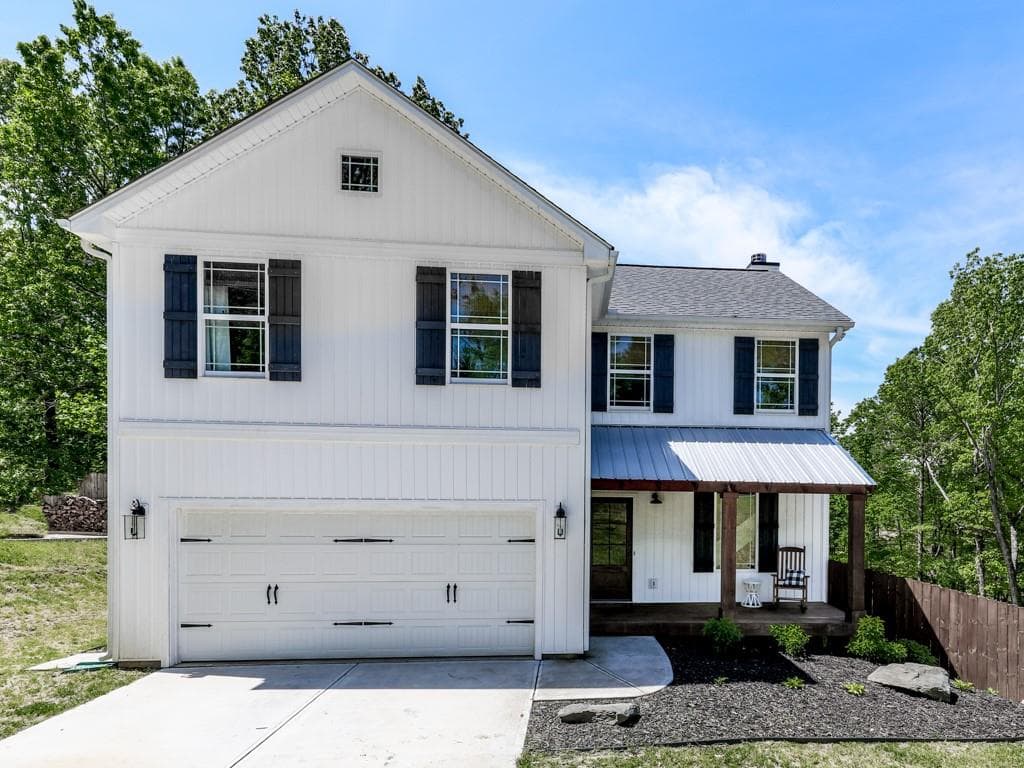 3 bedroom, 3 bathroom, 1,845 sq ft single family residence sold at 1291 Little Deer Run, Canton, GA 30114