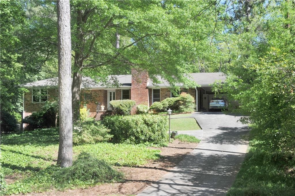450 Highbrook Drive, Sandy Springs, GA 30342 — most recent listing photo