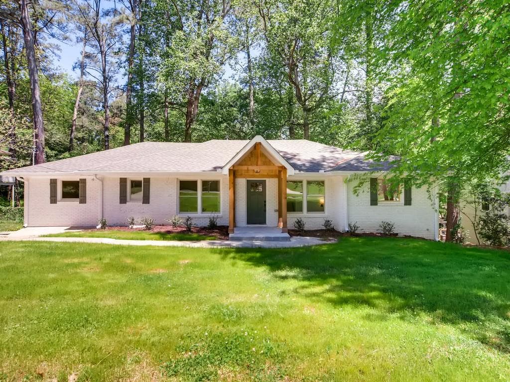 3 bedroom, 2 bathroom, 1,911 sq ft single family residence sold at 1295 LENOX Circle, Atlanta, GA 30306