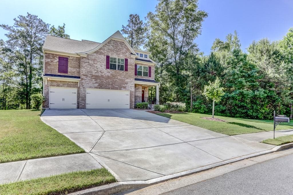 4 bedroom, 3 bathroom, 3,344 sq ft single family residence sold at 2587 Restoration Drive, Powder Springs, GA 30127