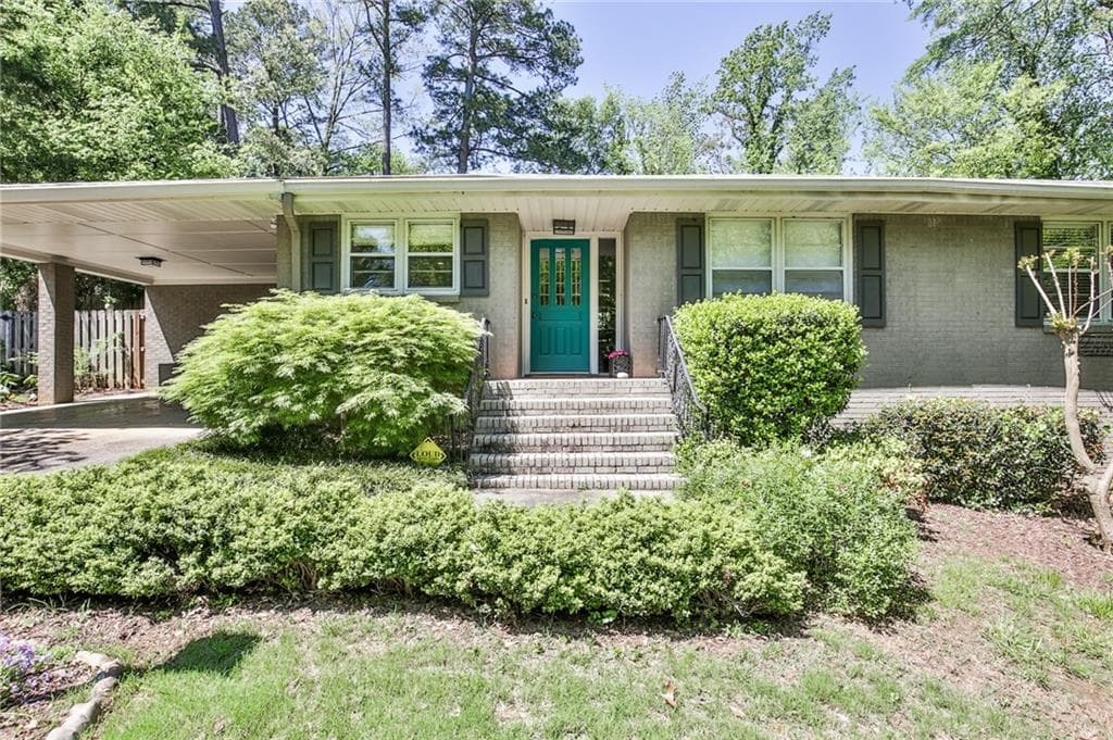 3 bedroom, 2 bathroom, 2,337 sq ft single family residence sold at 1940 Wildwood Place, Atlanta, GA 30306