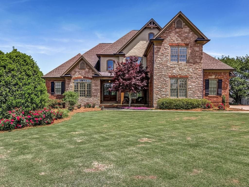 5 bedroom, 5 bathroom, 7,000 sq ft single family residence sold at 319 Slate Court, Buford, GA 30518
