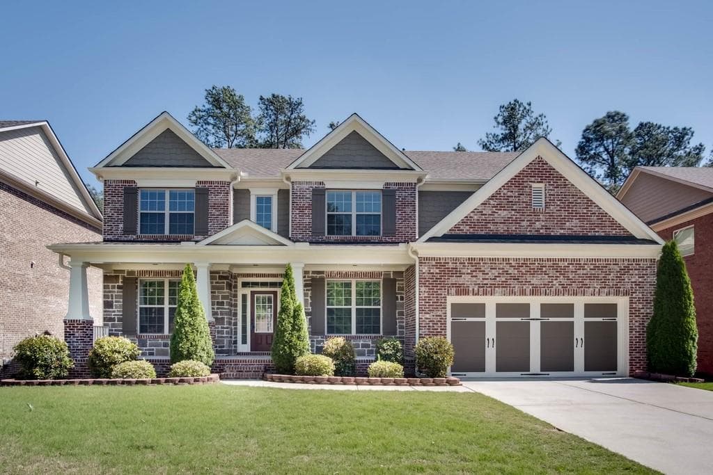 5 bedroom, 5 bathroom, 4,721 sq ft single family residence sold at 3203 Willow Glen Trail, Suwanee, GA 30024