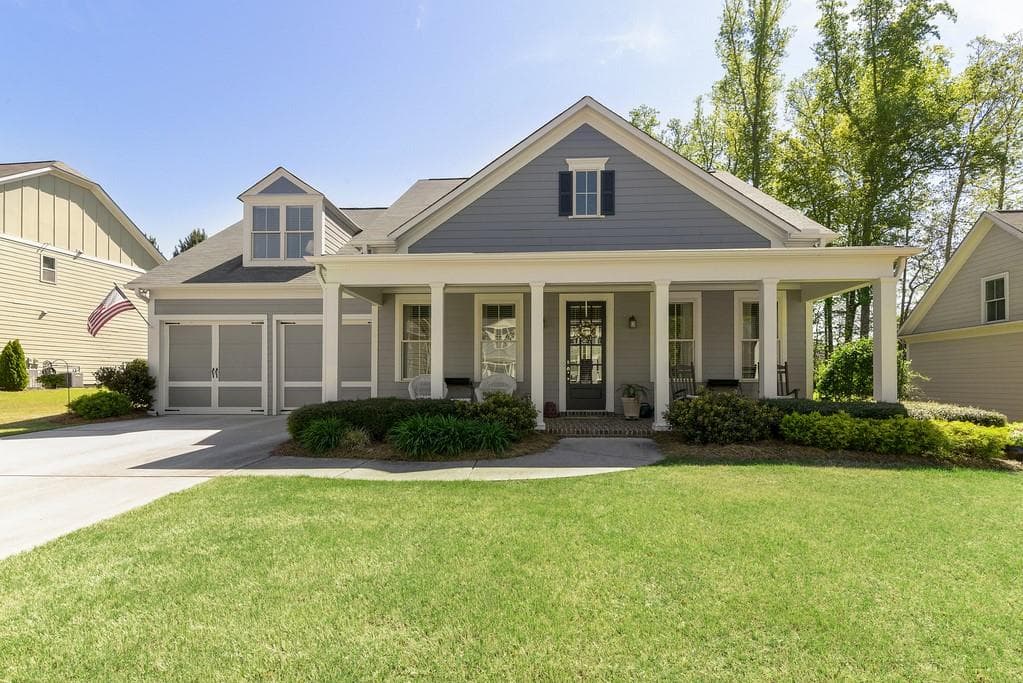 4 bedroom, 3 bathroom, 2,688 sq ft single family residence sold at 114 Kingston Lane, Canton, GA 30115