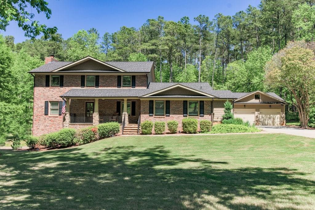 4 bedroom, 4 bathroom, 3,846 sq ft single family residence sold at 5150 Hill Road, Acworth, GA 30101