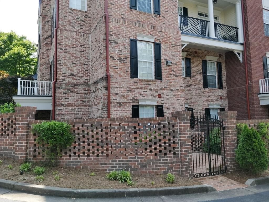 4810 IVY RIDGE Drive 104, Atlanta, GA 30339 — most recent listing photo