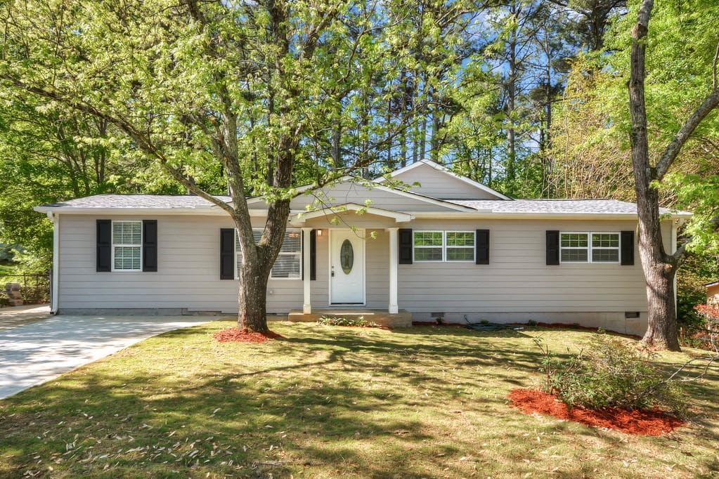 4 bedroom, 2 bathroom, 1,744 sq ft single family residence sold at 1416 Sycamore Drive, Kennesaw, GA 30152