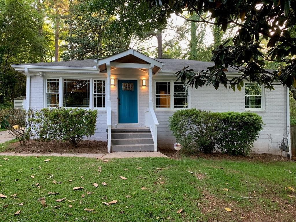 3 bedroom, 2 bathroom, 1,400 sq ft single family residence sold at 2642 Patrick Court, Atlanta, GA 30317