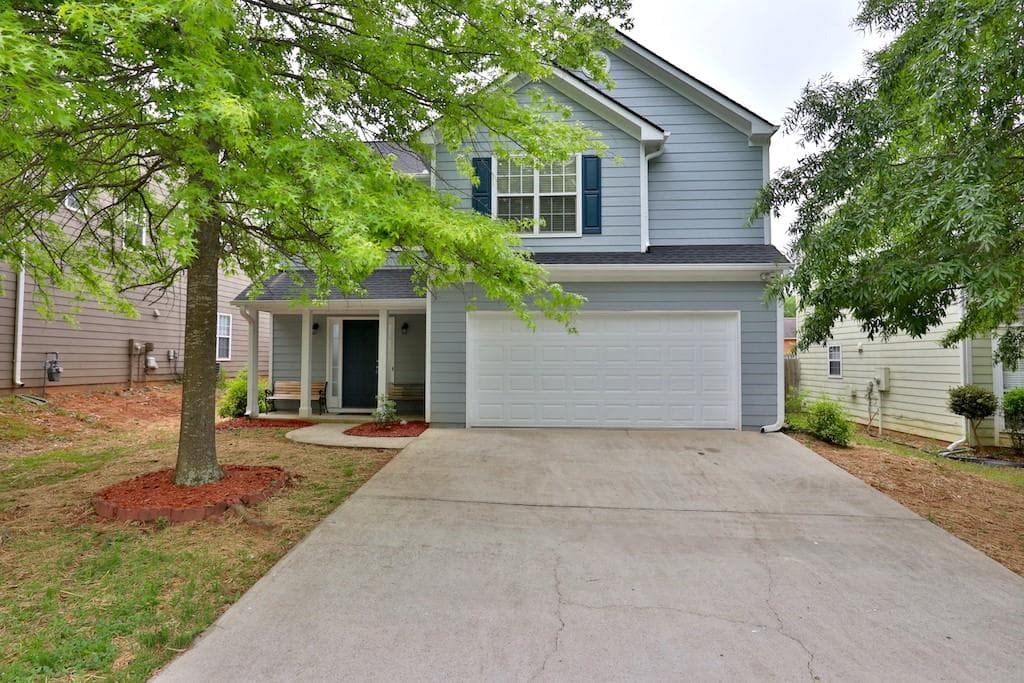 3 bedroom, 3 bathroom, 1,786 sq ft single family residence sold at 235 TAGGART Run, Lawrenceville, GA 30044