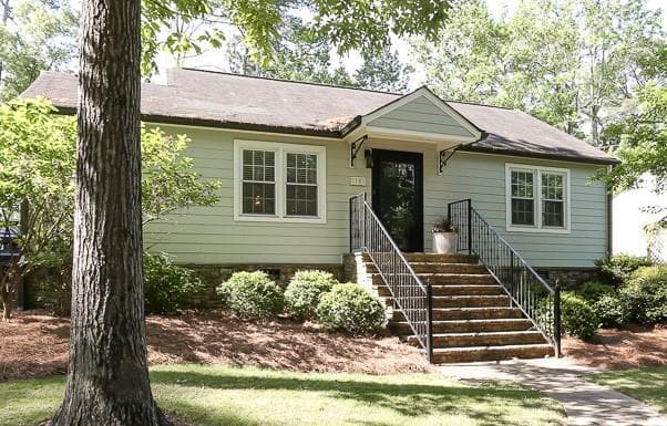 3 bedroom, 2 bathroom, 1,858 sq ft single family residence sold at 1185 Kingsley Circle, Atlanta, GA 30324