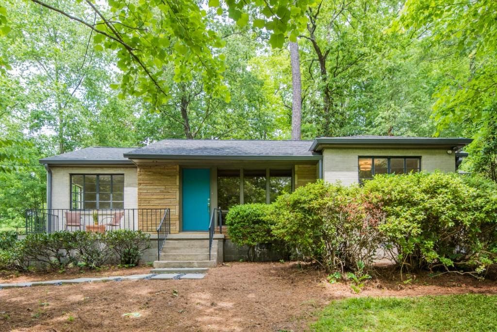 2 bedroom, 2 bathroom, 1,274 sq ft single family residence sold at 1452 Lavista Road, Atlanta, GA 30324