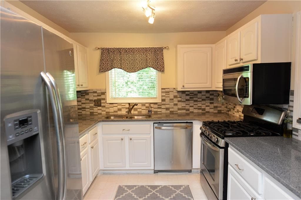 110 Gettysburg Place, Sandy Springs, GA 30350 — most recent listing photo
